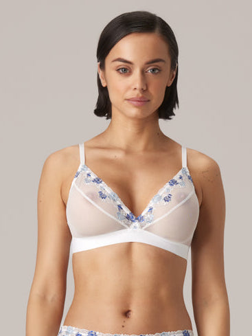 Compressive underwear with white embroidered lace LCD 112