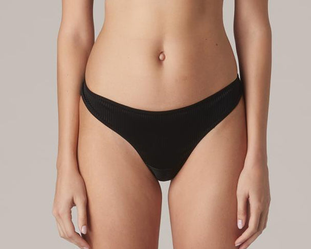 Set Lenjerie Compresivă Timeless Black, Colecția MAAM | Andreea Bădală