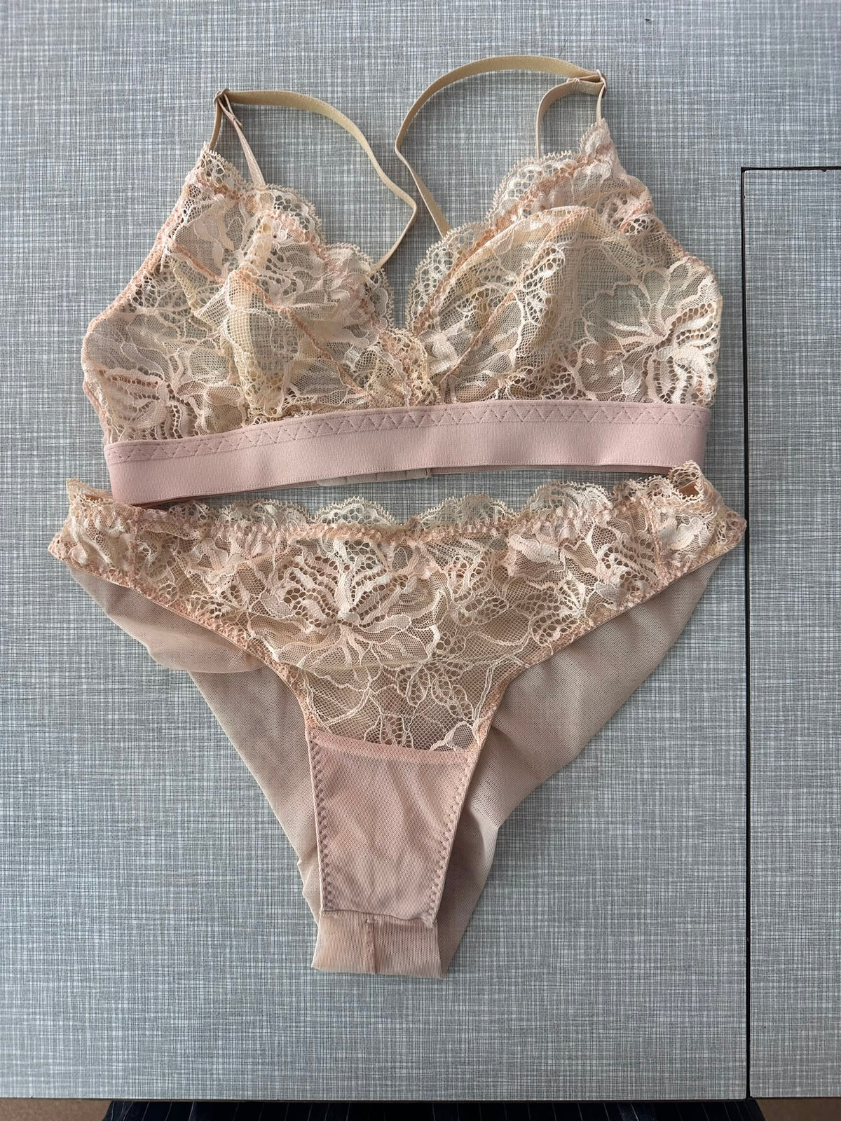 Chilot nude-roz din dantelă Blush Bloom – LCD 122